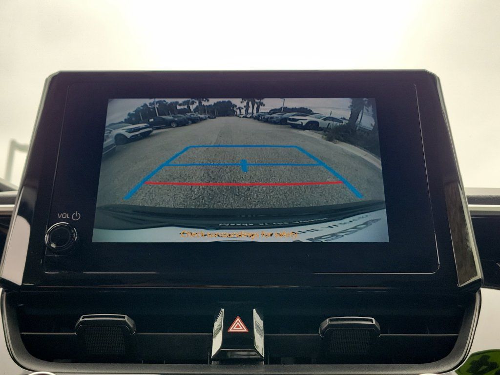 Used 2024 Toyota Corolla LE FWD image 28