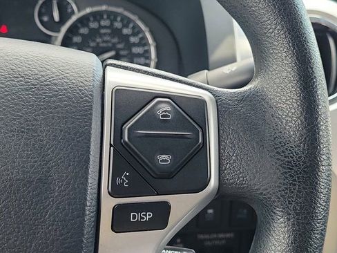 Used 2017 Toyota Tundra SR5 w/ SR5 Upgrade Package AWD/4WD image 21