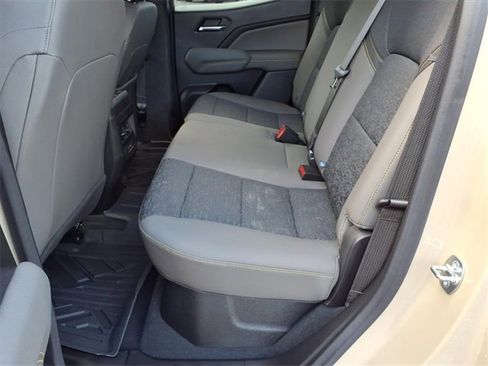 Used 2024 Chevrolet Colorado ZR2 w/ Technology Package image 12