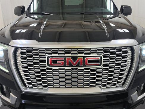 Used 2024 GMC Yukon Denali w/ Max Trailering Package AWD/4WD image 18