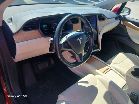 Used 2018 Tesla Model X 75D AWD/4WD image 5