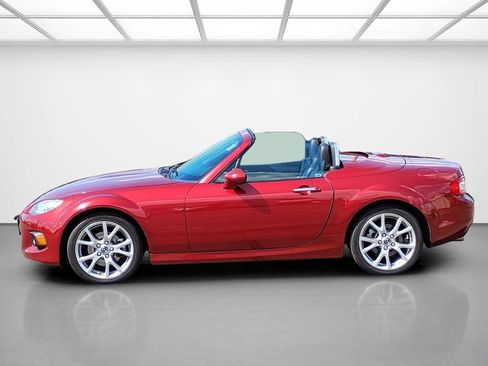 Used 2015 MAZDA MX-5 Miata Grand Touring RWD image 2