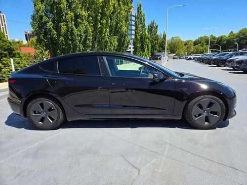 Used 2021 Tesla Model 3 Standard Range Plus RWD image 2