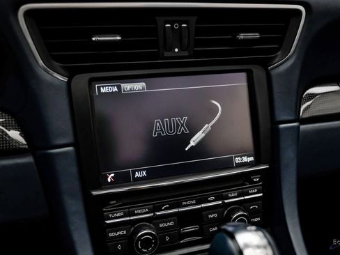 Used 2015 Porsche 911 Turbo S image 67