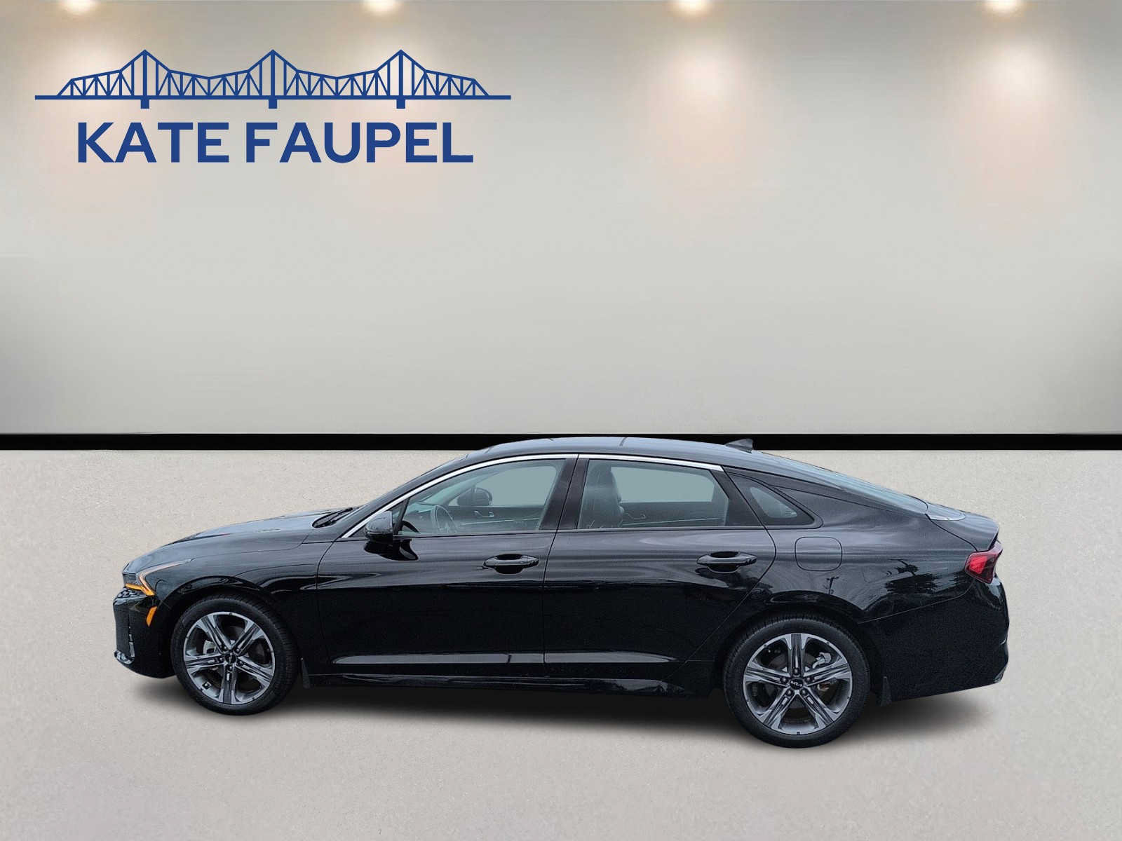 Used 2023 Kia K5 EX FWD image 4