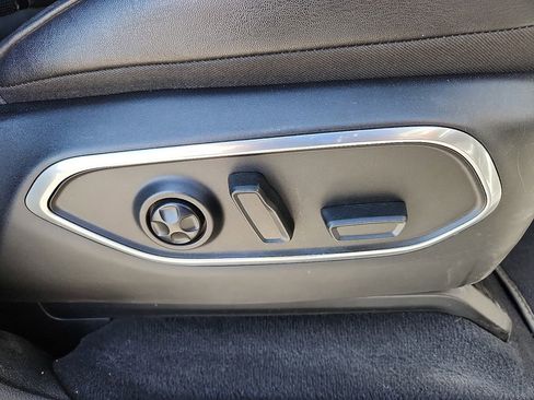 Used 2024 Jeep Wagoneer Series II image 10