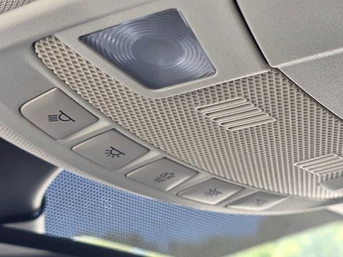 Used 2022 Ford Edge Titanium AWD/4WD image 38