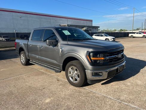 Used 2024 Ford F150 XLT image 3