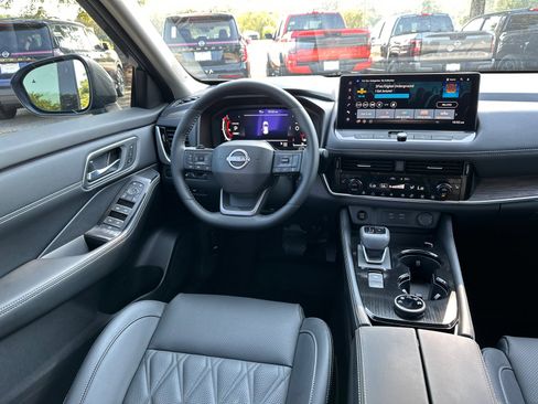 New 2026 Nissan Rogue Platinum w/ Platinum Premium Package image 24