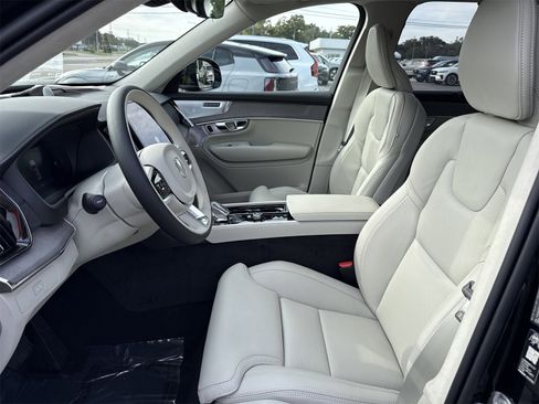 New 2026 Volvo XC90 B6 Ultra w/ Lounge Package image 10