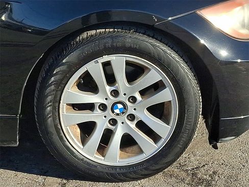 Used 2006 BMW 325i Sedan image 9