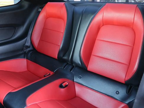 Used 2019 Ford Mustang GT Premium w/ Performance Package - Level 2 RWD image 19