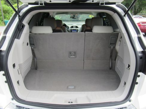 Used 2013 Buick Enclave Leather FWD image 35