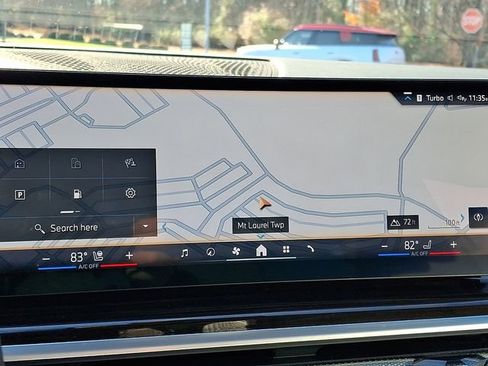 Certified 2025 BMW X5 xDrive40i w/ Parking Assistance Package image 19