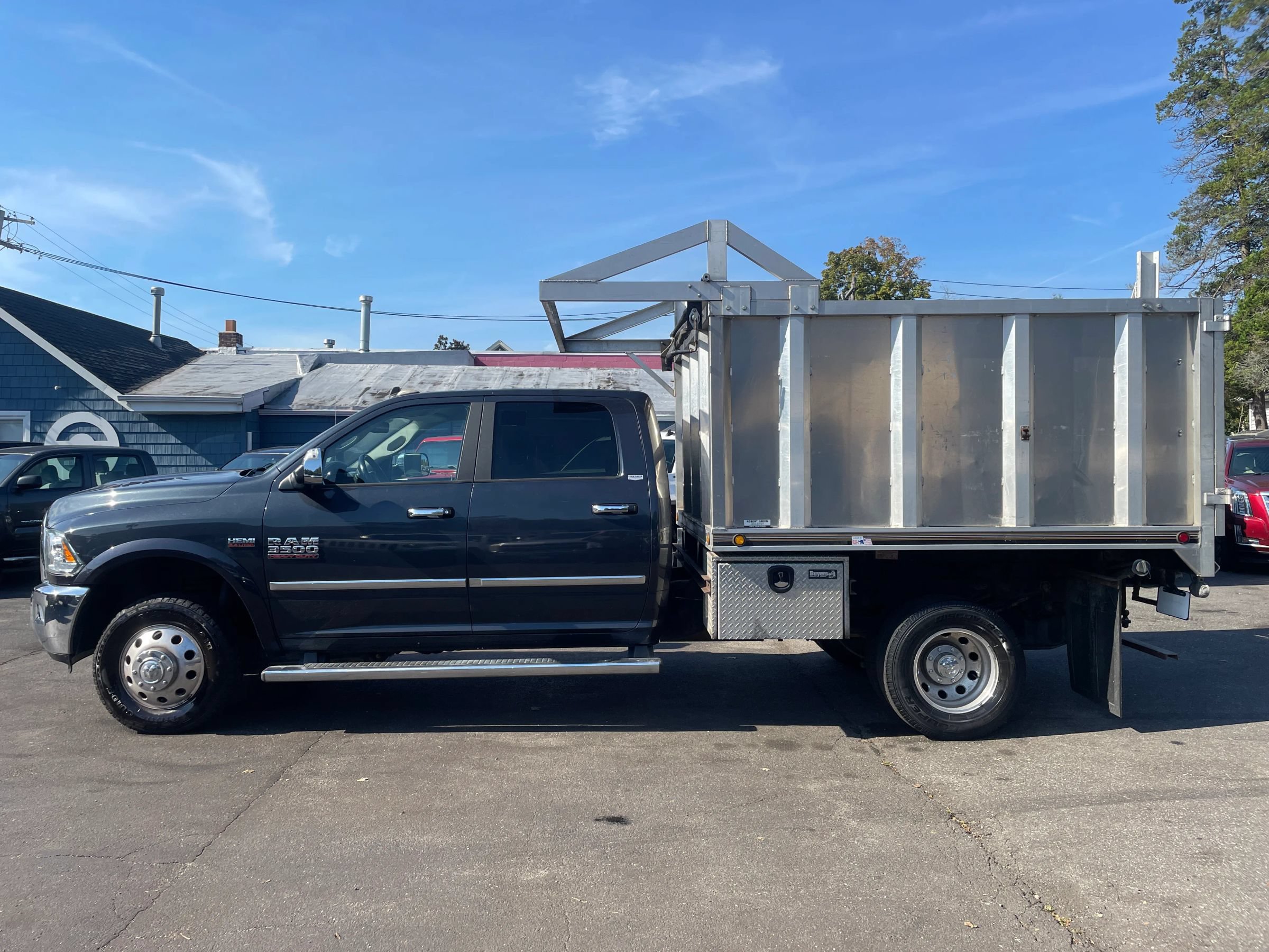 Used 2018 RAM 3500 Laramie AWD/4WD image 2