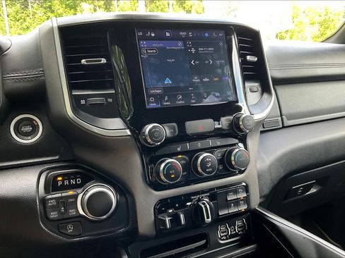 Used 2022 RAM 1500 Big Horn AWD/4WD image 65