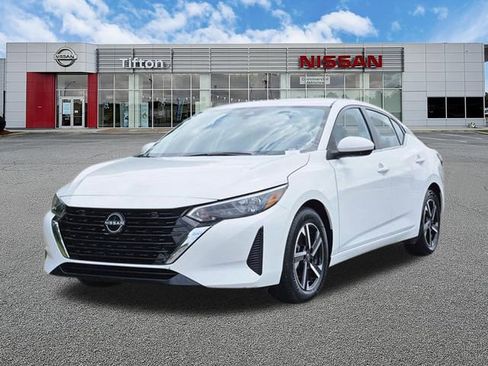 Certified 2024 Nissan Sentra SV FWD image 8