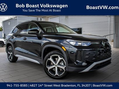 New 2025 Volkswagen Tiguan SE