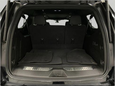 Used 2021 GMC Yukon XL Denali image 5