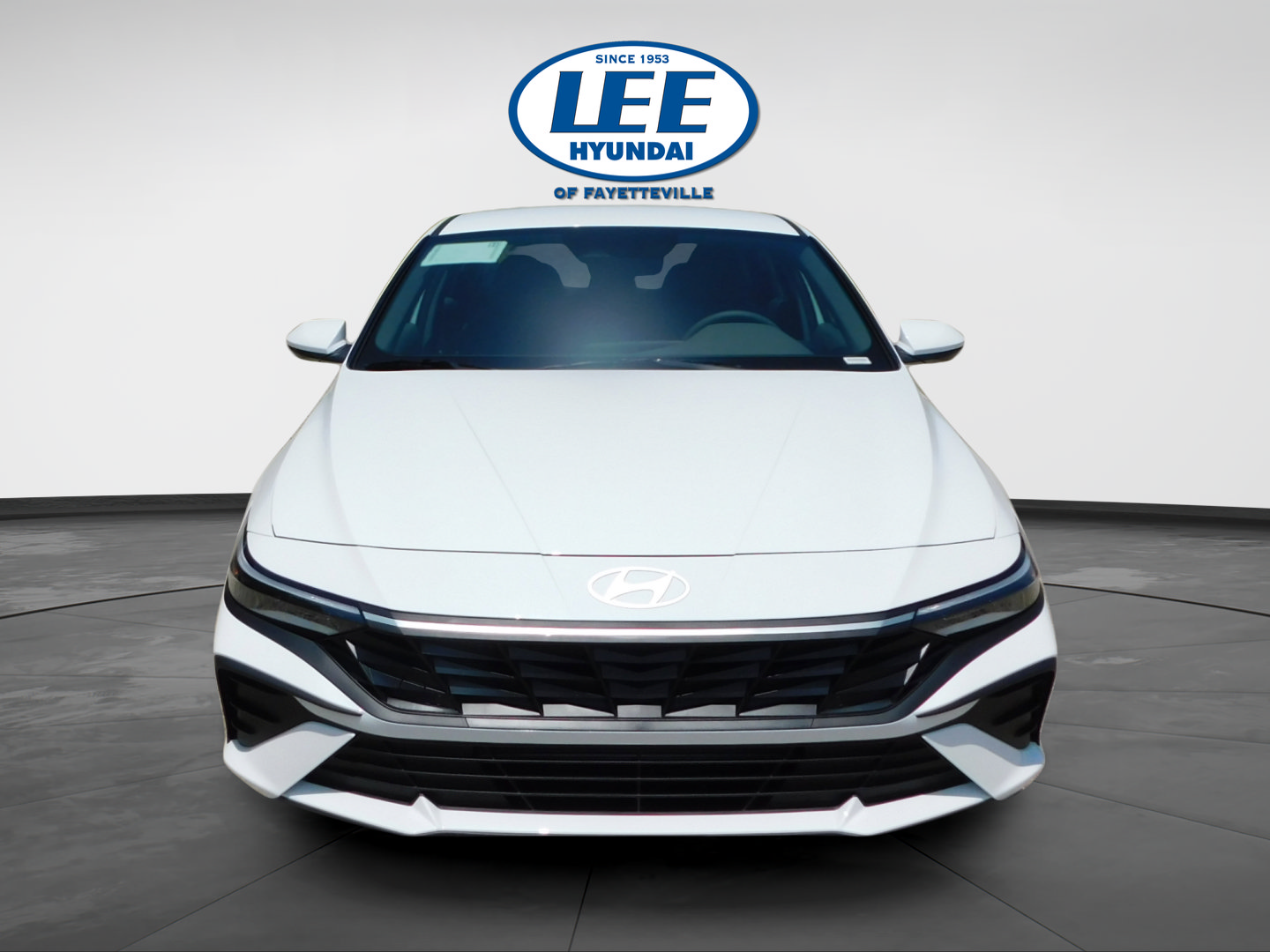 Used 2025 Hyundai Elantra SE FWD image 8