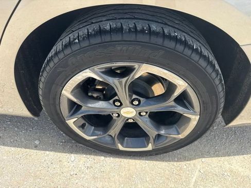 Used 2022 Chevrolet Malibu LT FWD image 10