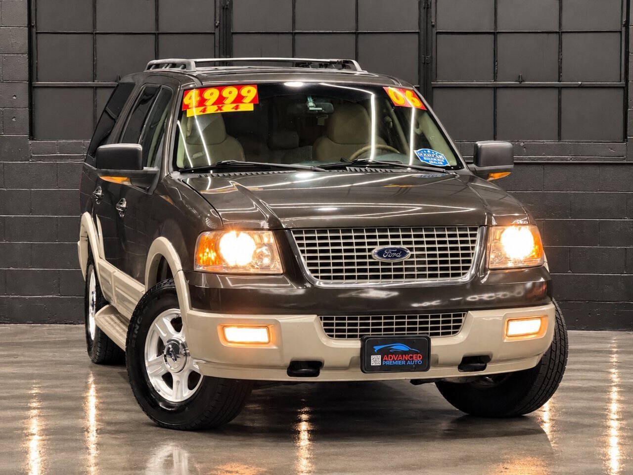 Used 2006 Ford Expedition Eddie Bauer AWD/4WD image 1