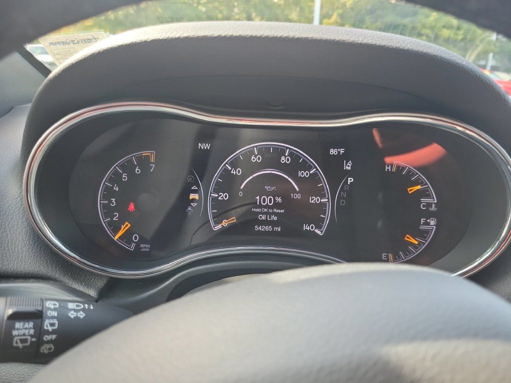 Used 2021 Jeep Grand Cherokee Laredo X RWD image 32
