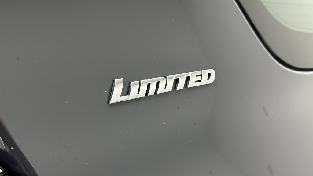 Certified 2024 Toyota 4Runner Limited AWD/4WD image 17