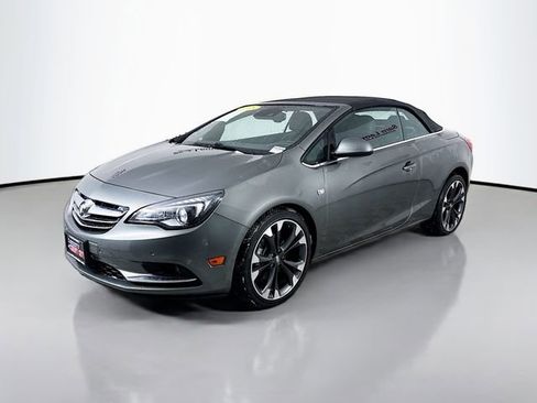 Used 2018 Buick Cascada Premium image 3