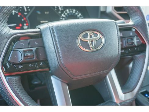 Used 2023 Toyota Tundra Limited AWD/4WD image 29