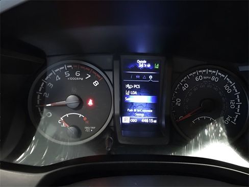 Certified 2020 Toyota Tacoma SR image 21