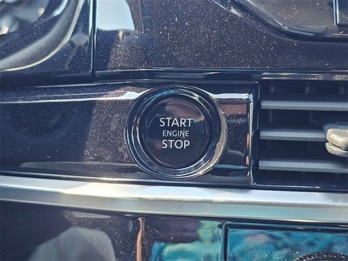 New 2025 Nissan Pathfinder SL w/ Cargo Package image 16