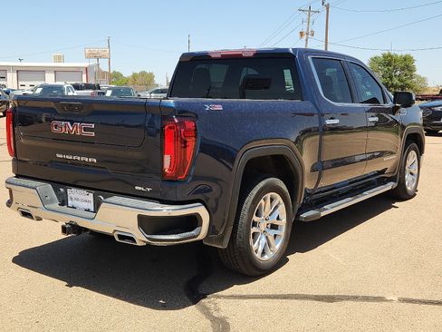 Used 2021 GMC Sierra 1500 SLT w/ X31 Off-Road Package AWD/4WD image 4