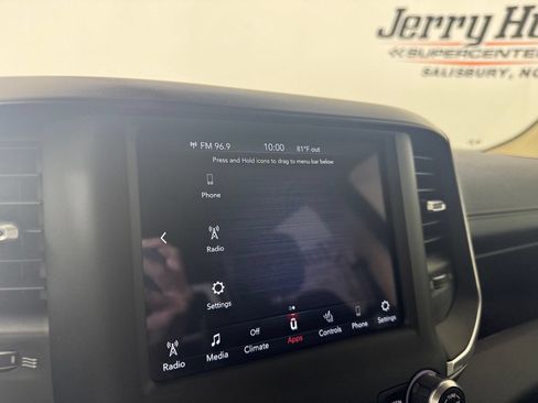 Used 2021 RAM 1500 Laramie AWD/4WD image 15