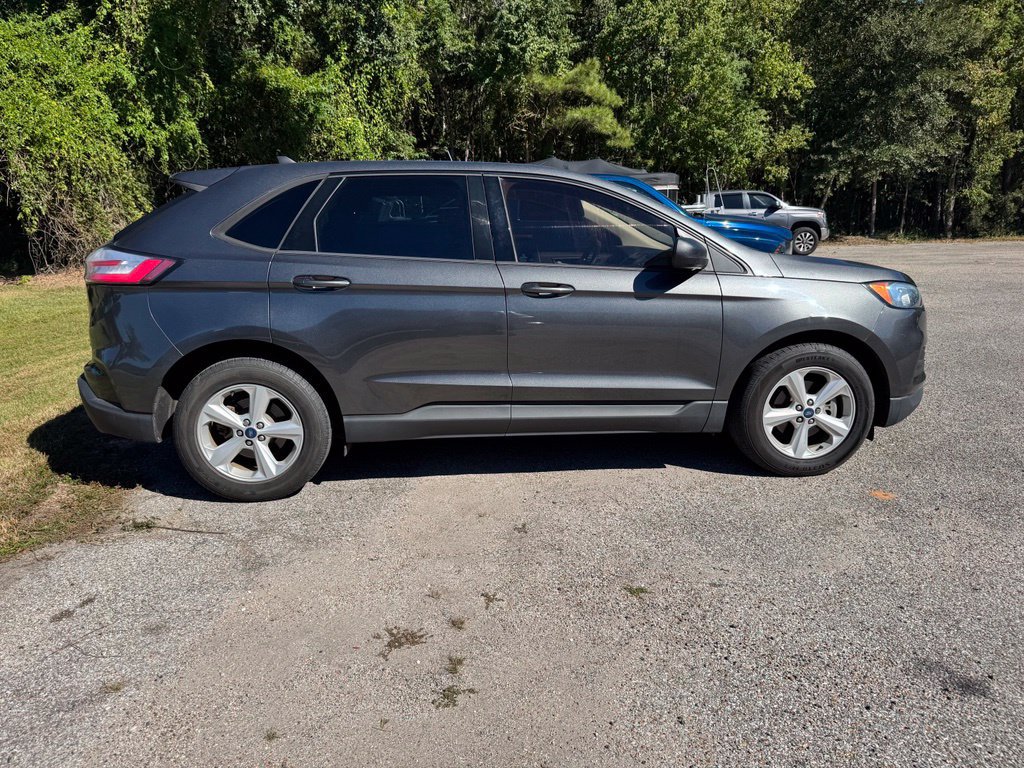 Used 2020 Ford Edge SE FWD image 9