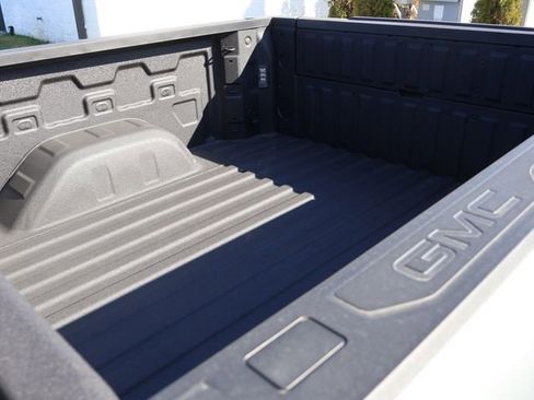 Used 2026 GMC Sierra 1500 AT4 w/ AT4 Premium Package image 13