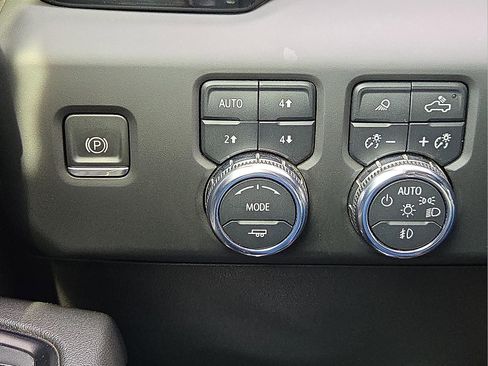 Used 2022 GMC Sierra 1500 AT4 w/ AT4 Preferred Package image 20