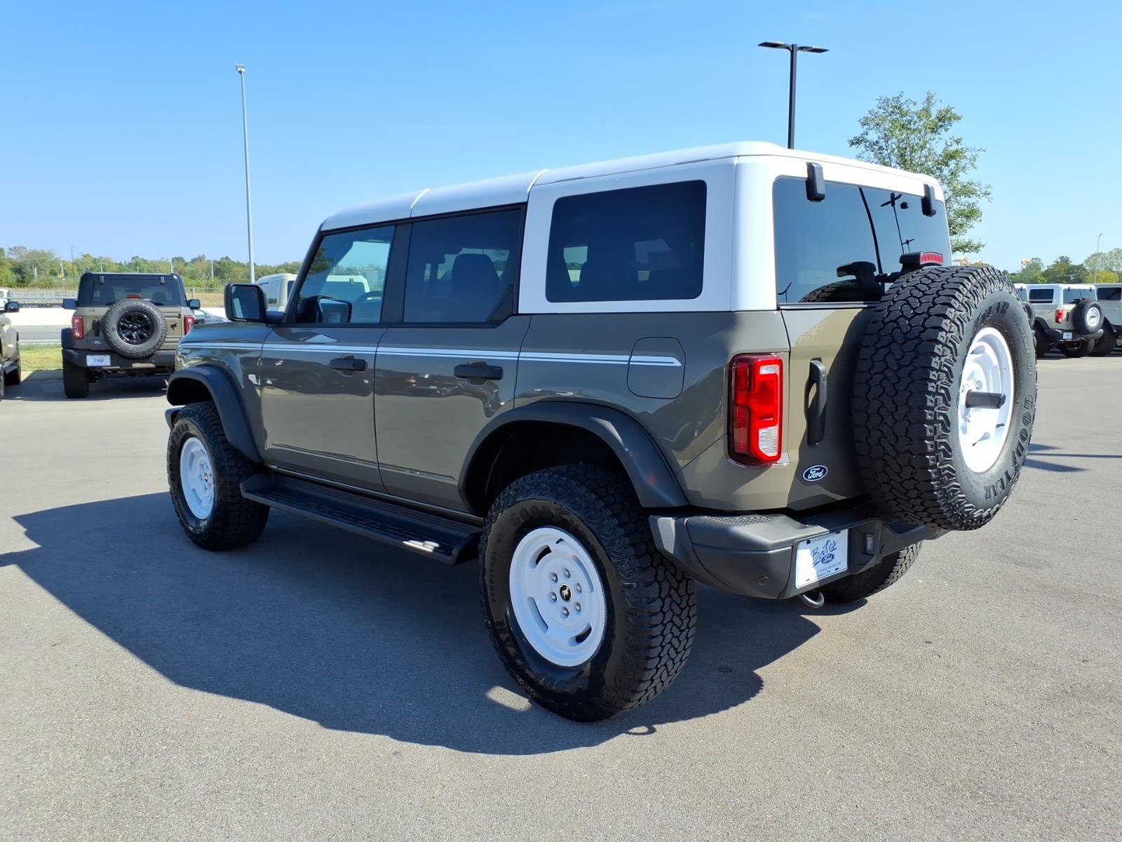 New 2026 Ford Bronco Heritage Edition AWD/4WD image 5