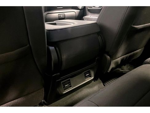 Used 2023 Chevrolet Silverado 1500 Custom image 33