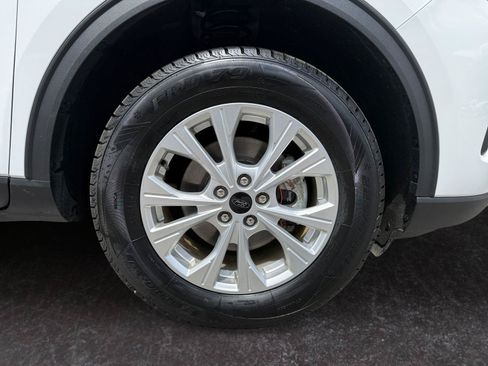 Used 2025 Ford Escape Active AWD/4WD image 28