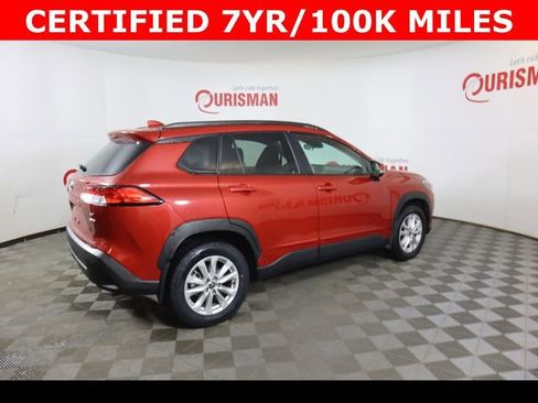Used 2024 Toyota Corolla Cross LE image 14