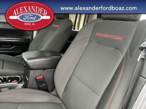 Used 2020 Jeep Gladiator Rubicon image 15