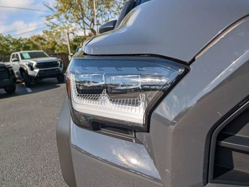 Used 2025 Toyota 4Runner Trailhunter image 10