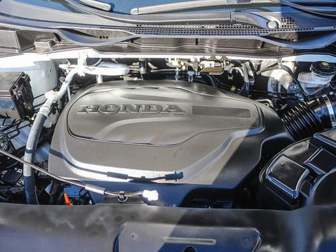 Used 2025 Honda Odyssey Sport-L image 39