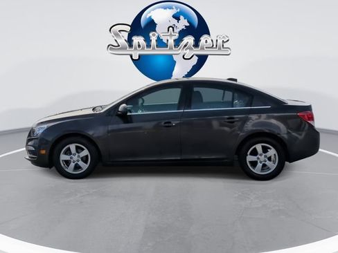 Used 2016 Chevrolet Cruze LT image 6