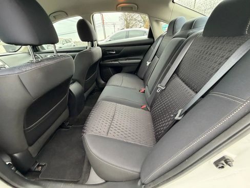 Used 2017 Nissan Altima 2.5 S w/ Power Driver Seat Package image 9