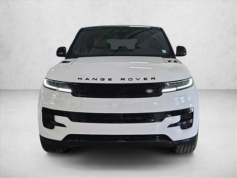 New 2026 Land Rover Range Rover Sport SE image 2