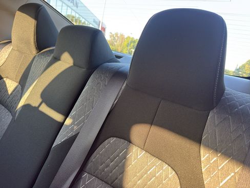 New 2026 Nissan Sentra SV w/ SV Convenience Package FWD image 32
