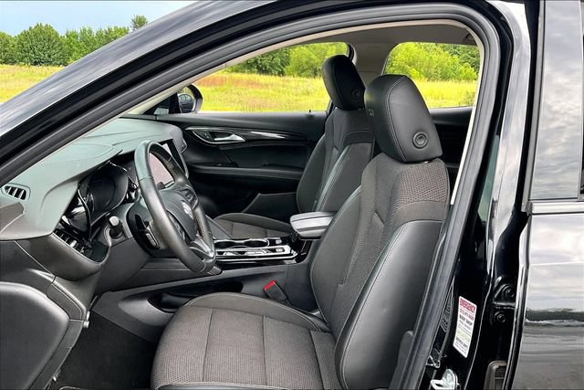Used 2023 Buick Envision Preferred FWD image 21