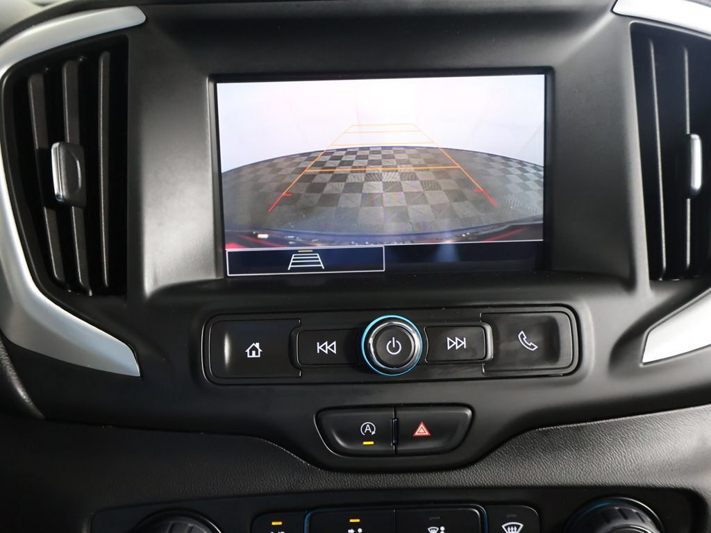 Used 2024 GMC Terrain SLE FWD image 39